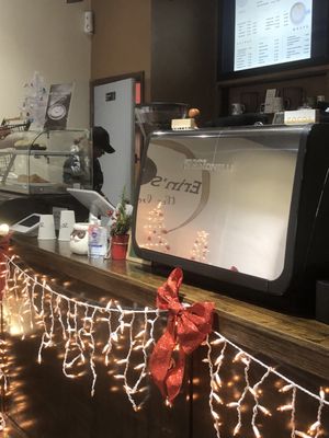 Erin's Cup & Cookies by null