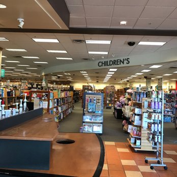 Books A Million - Very nice place - Bookstores Near Me - Traverse City, Michigan