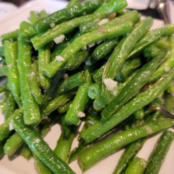 Thumbling - Garlic green beans, huge portion! - Shanghainese Near Me - West Covina, California