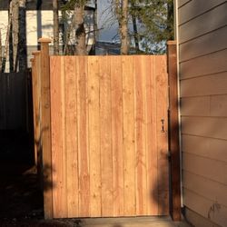 Quick Fencing - 6-ft gate, sturdy
