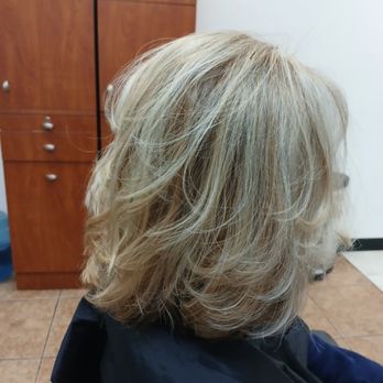 Styles by Janet - Highlights and Style - Hair Salons Near Me - Roseville, California Styles by Janet - Highlights and Style - Hair Salons Near Me - Roseville, California