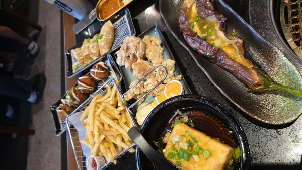 Ushiya Grill by null