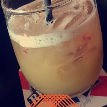 Boston Burger - White Summer Sangria - Burgers Near Me - Cambridge, Massachusetts Boston Burger - White Summer Sangria - Burgers Near Me - Cambridge, Massachusetts