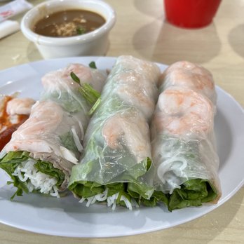 Pho Nguyen - Fresh rolls. We're really tasty but stuck together - Vietnamese Near Me - Milpitas, California