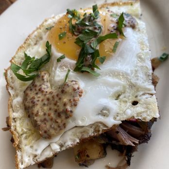 Gjelina - Duck hash w/ crispy egg - New American Near Me - Venice, California Gjelina - Duck hash w/ crispy egg - New American Near Me - Venice, California