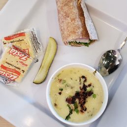 1/2 soup sandwich