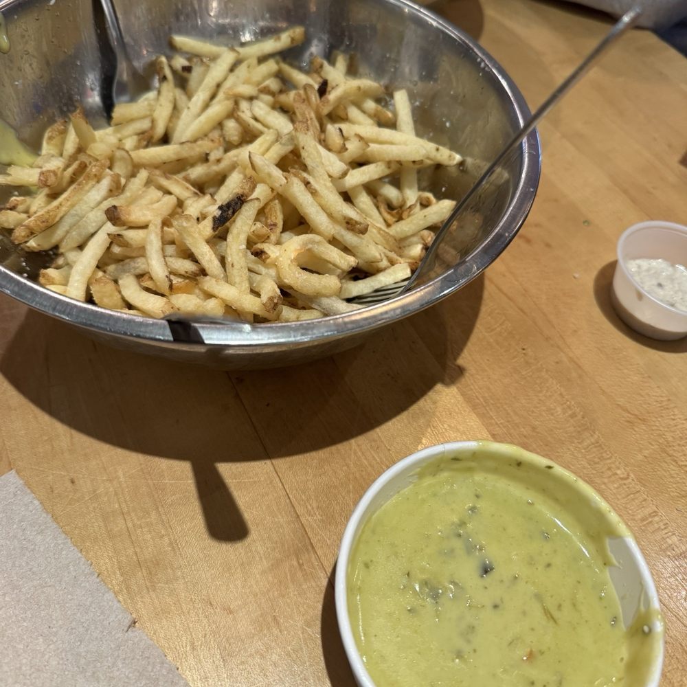 Green Chile Queso Fries Green Chile Queso Fries
