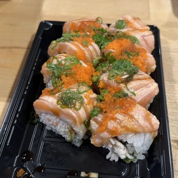Sushi Blossom - Blossom roll - Japanese Near Me - Seattle, Washington Sushi Blossom - Blossom roll - Japanese Near Me - Seattle, Washington