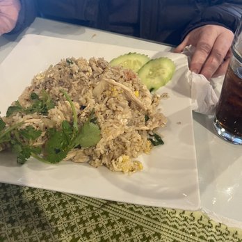 Siamville Thai Cuisine - Fried rice with chicken - Thai Near Me - Cedar Rapids, Iowa