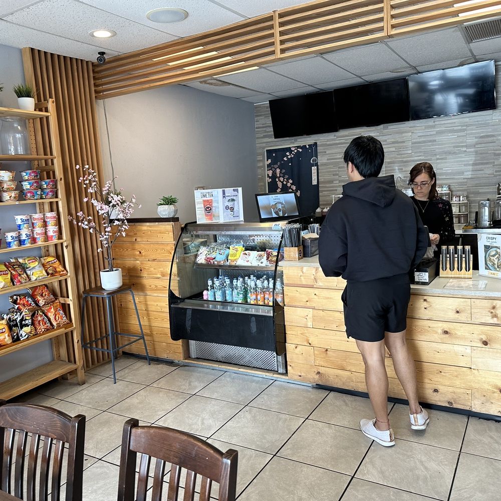 OhLa Tea - Counter - Bubble Tea Near Me - Miami, Florida