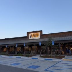 Cracker Barrel Old Country Store - Front- exterior