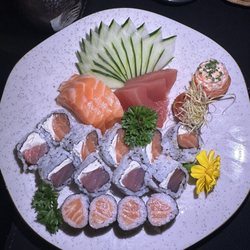 Jun Temakeria - O Jun é um restaurante em Florianópolis renomado por sua alta qualidade nas peças de sushi. Super indico.