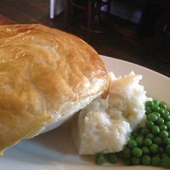 Lucky Baldwins Pub - Steak & Guinness Meat Pie - Pubs Near Me - Pasadena, California