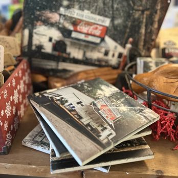 Rabbit Hash General Store - Merchandise available from local artists - Antiques Near Me - Rabbit Hash, Kentucky
