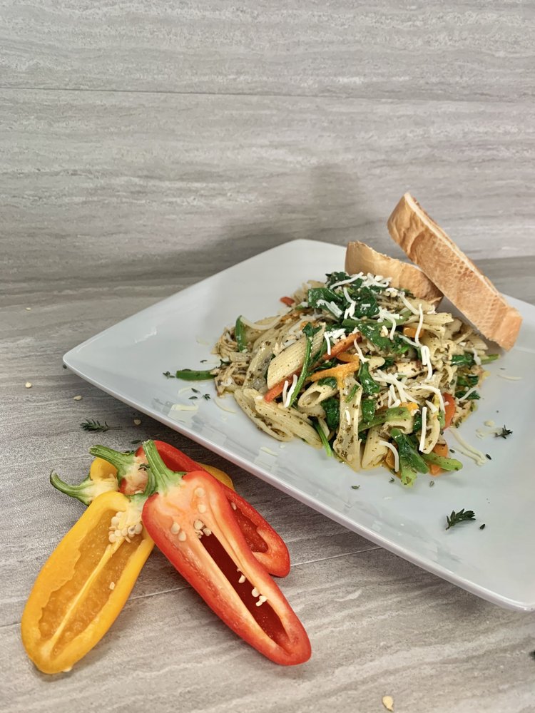 Food from The Hibiscus Jerk Hut