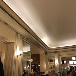 Café Einstein Stammhaus - Dining room