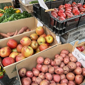 Olson Farms - Lots of fruits and veggies - Farmers Market Near Me - Oakland, California Olson Farms - Lots of fruits and veggies - Farmers Market Near Me - Oakland, California