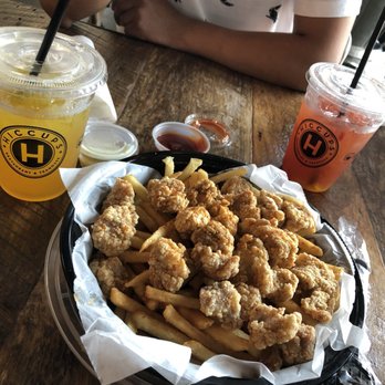 Hiccups Veo Cafe - Mango mango tea and strawberry twist tea and popcorn chicken and fries yummy - Asian Fusion Near Me - Carson, California