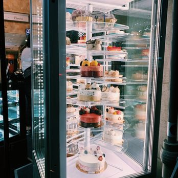 D'oro Gelato e Caffè - Delicate gelato cakes! - Ice Cream & Frozen Yogurt Near Me - Vancouver, British Columbia D'oro Gelato e Caffè - Delicate gelato cakes! - Ice Cream & Frozen Yogurt Near Me - Vancouver, British Columbia