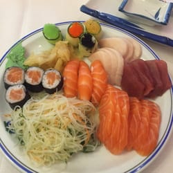 Nashi - Self-service à vontade, com sashimi, sushi, temaki é demais pratos dessa culinária saborosa!