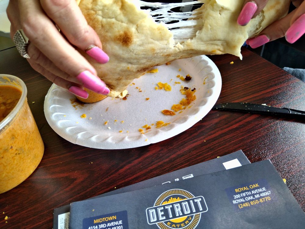 Detroit Eatery Midtown Logo