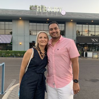 The Henry - The Henry with the wife (and kids) - New American Near Me - Phoenix, Arizona The Henry - The Henry with the wife (and kids) - New American Near Me - Phoenix, Arizona