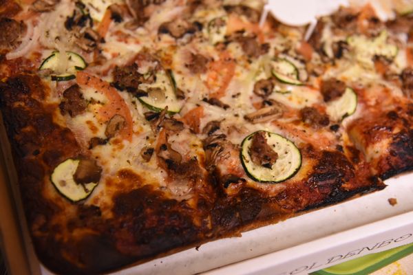 Golden Boy Pizza by null