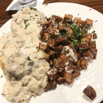 Addison's - South - Brunch - Biscuits and Gravy - American Near Me - Columbia, Missouri