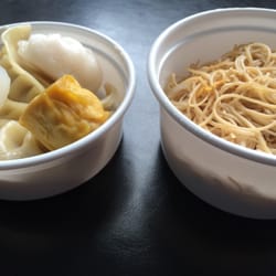 Le Petit Bouddha - Nouilles sautés et raviolis