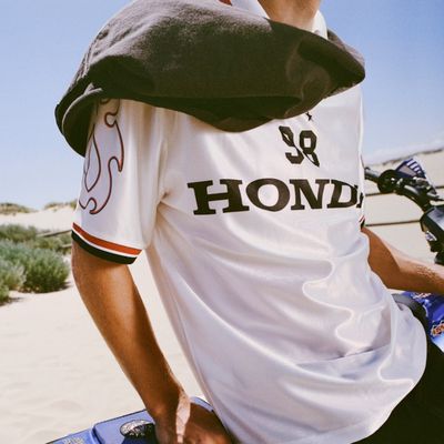 Urban Outfitters by null