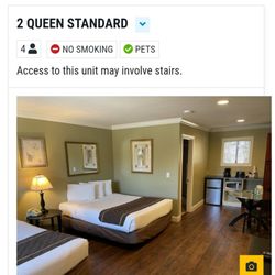 Sea Breeze Inn & Cottages - This is also NOT what a standard queen looks like, but rather what a queen cottage DELUXE looks like.