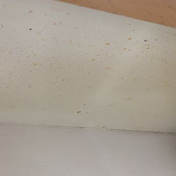 InstaMaids - How they left the kitchen counter after cleaning - Home Cleaning Near Me