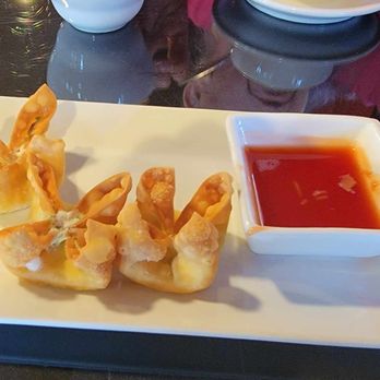 Kue's Cafe - Fresh crab wonton - Chinese Near Me - Dunedin, Florida Kue's Cafe - Fresh crab wonton - Chinese Near Me - Dunedin, Florida