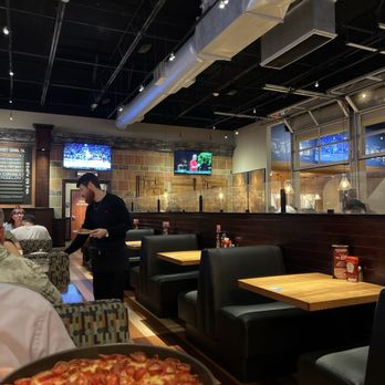 BJ's Restaurant & Brewhouse - New American Near Me - West Palm Beach, Florida