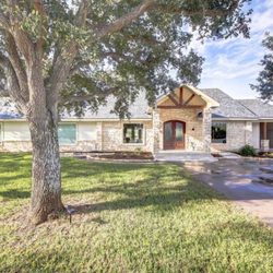 Baffin Bay Rod And Gun - The lodge