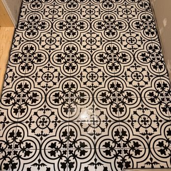 Master Tilesetter - 8x8 floor tile in a pantry - Tiling Near Me Master Tilesetter - 8x8 floor tile in a pantry - Tiling Near Me