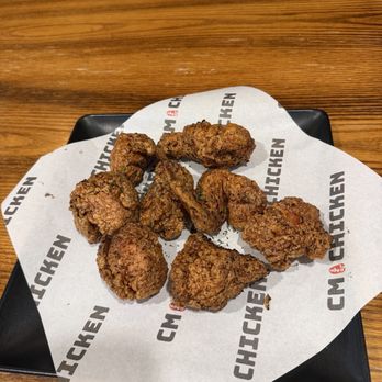CM Korean Fried Chicken 충만 치킨 - Soy Garlic Tikkudak 蒜香酱油炭烤炸鸡 - Chicken Wings Near Me - Chicago, Illinois