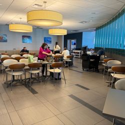 The Club LAS Terminal 3 - Table Seating area