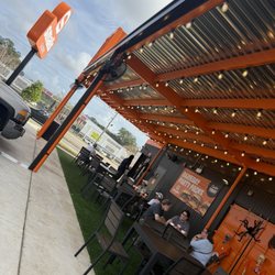 Smalls Sliders - Pensacola - Building