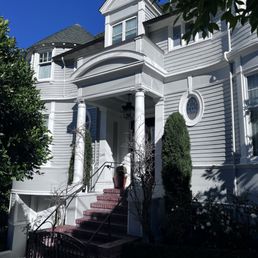 Mrs. Doubtfire House~ The movie site of my favorite Robin Williams movie, RIP to the most hilarious actor! Mrs. Doubtfire House~ The movie site of my favorite Robin Williams movie, RIP to the most hilarious actor!