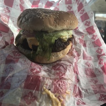 Laguna 66 Pit Stop - The Burger itself oh yeah yummy - Burgers Near Me - Laguna, New Mexico