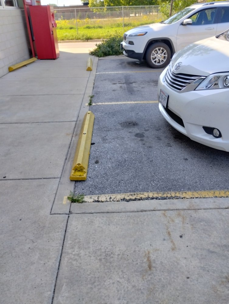 Slide of Trav's Handyman Service