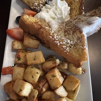 The Rustic Spoon-Red Mill - Kids French toast - Breakfast & Brunch Near Me - Virginia Beach, Virginia The Rustic Spoon-Red Mill - Kids French toast - Breakfast & Brunch Near Me - Virginia Beach, Virginia