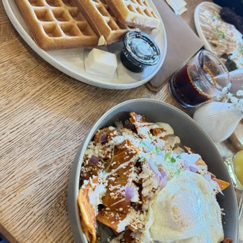 Pradera Brunch - Breakfast & Brunch Near Me - Baldwin Park, California