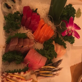 Sushi Bear - Sashimi Plate - Medium Size (32 pieces) - Sushi Bars Near Me - Tustin, California Sushi Bear - Sashimi Plate - Medium Size (32 pieces) - Sushi Bars Near Me - Tustin, California