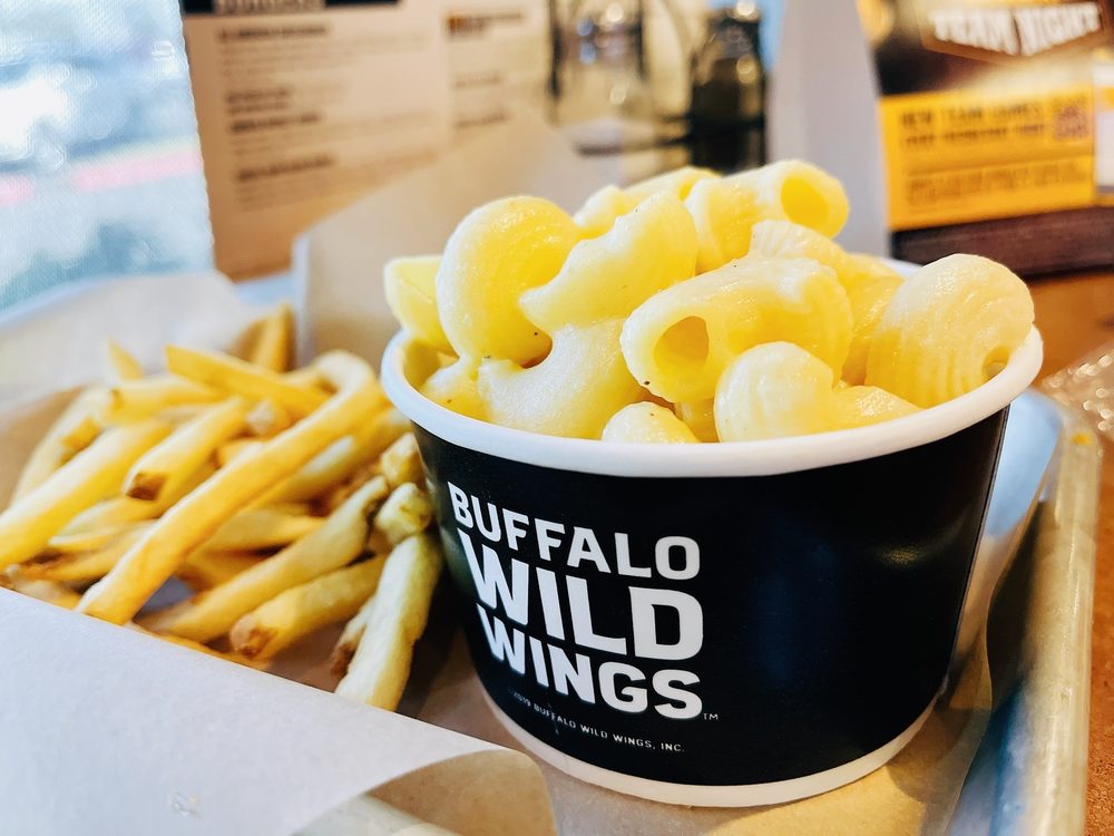 BUFFALO WILD WINGS 300 Photos & 439 Reviews 1601 East Monte Vista