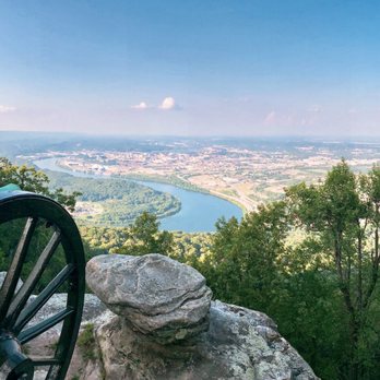 Point Park - Chattanooga view by cannon display - Parks Near Me - Lookout Mountain, Tennessee