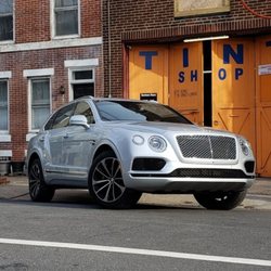 Bentley BENTAYGA got tint on.