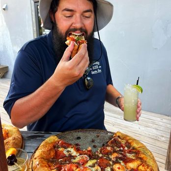 Avenue Axe - Axe Throwing Near Me - Port Neches, Texas