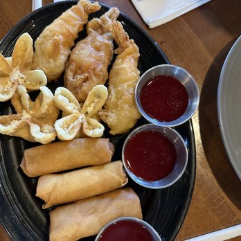 Peony Palace - Rangoon (8) Egg Rolls (4) fried prawns - Chinese Near Me - Elk Grove, California Peony Palace - Rangoon (8) Egg Rolls (4) fried prawns - Chinese Near Me - Elk Grove, California